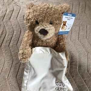 Adorable peek a boo bear 🧸